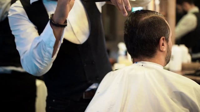 Hair grooming in barbershop