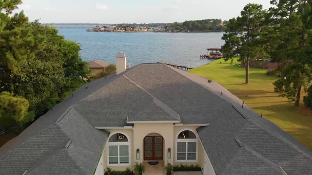 Lake house in Texas