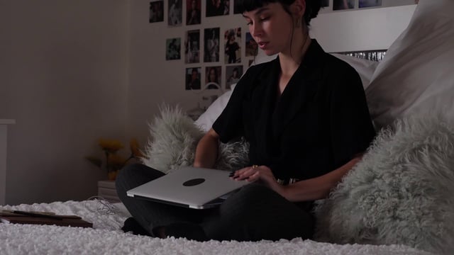 Using Laptop In Bed Free Stock Video Footage Coverr 2159