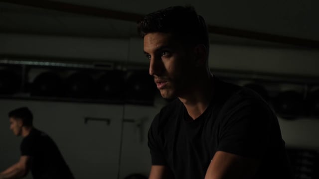 香蕉木桌[免费商用]