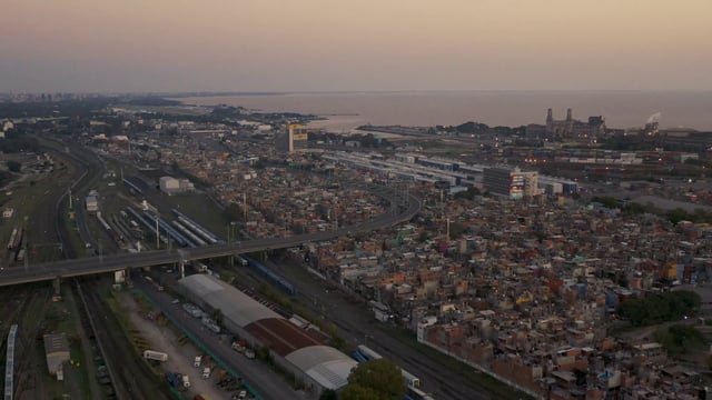 阿根廷布宜诺斯艾利斯的空旷道路