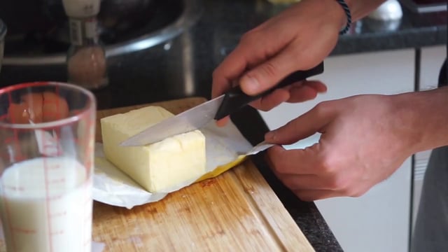 Cortar mantequilla